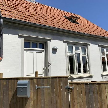 Вилла Skont Feriehus Midt I Marstal. Экстерьер фото